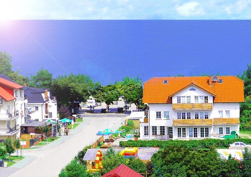 Dom Wczasowy Chlapovia Chłapowo Exterior foto